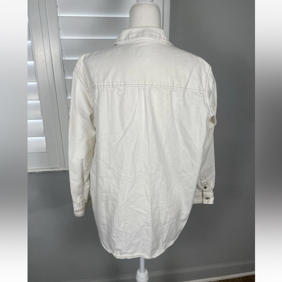 American Eagle Woman’s M Shacket Oversized Off White Denim button down Shirt - Picture 6 of 14